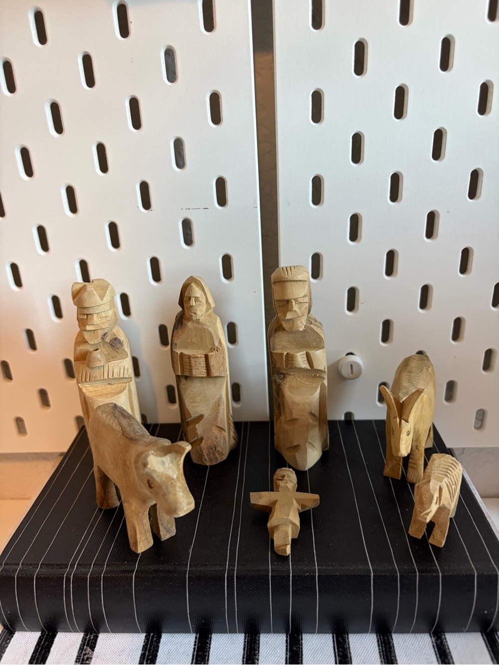 Vintage Hand Carved Wooden Nativity Set 7 Piece Folk Art Christmas